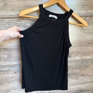 AISEW Black Ribbed Spaghetti Strap Crop Top Tank Women’s L Great Preworn Conditi